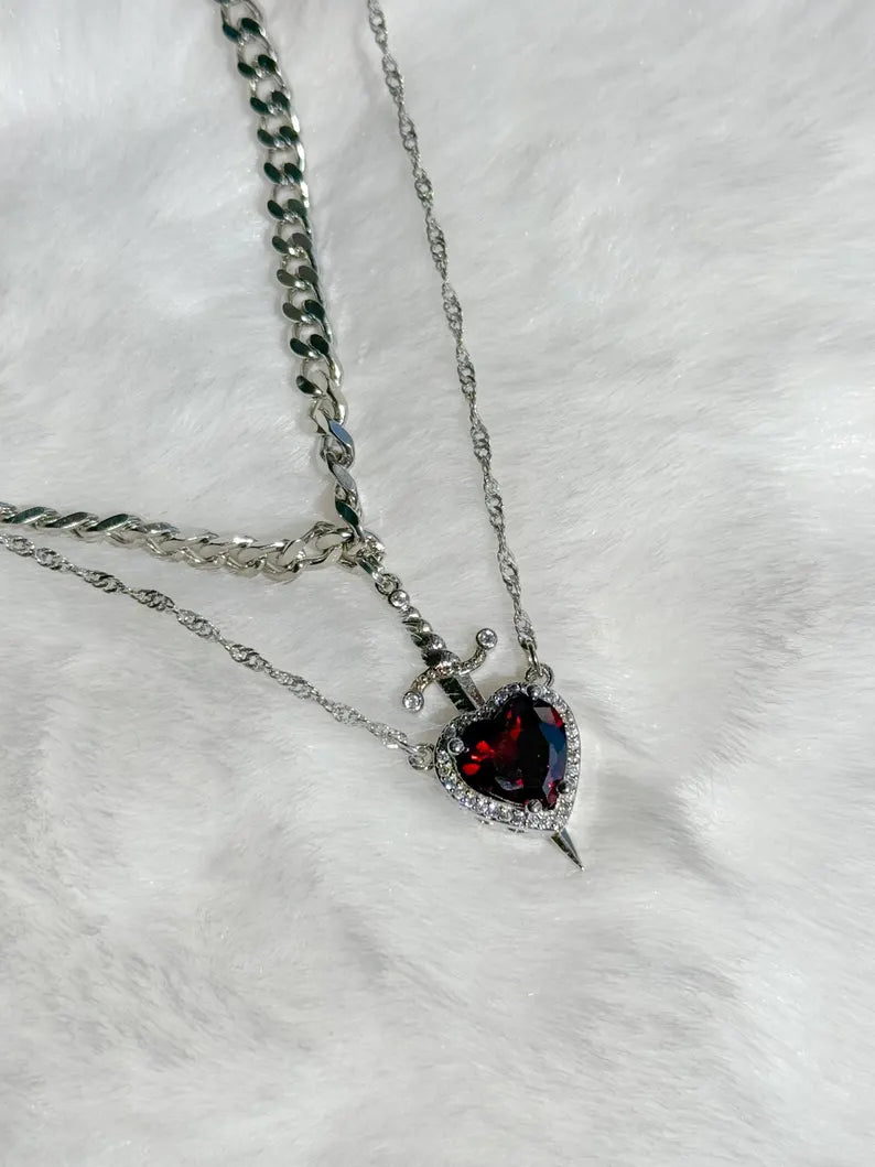 Rouge Éternel Necklace